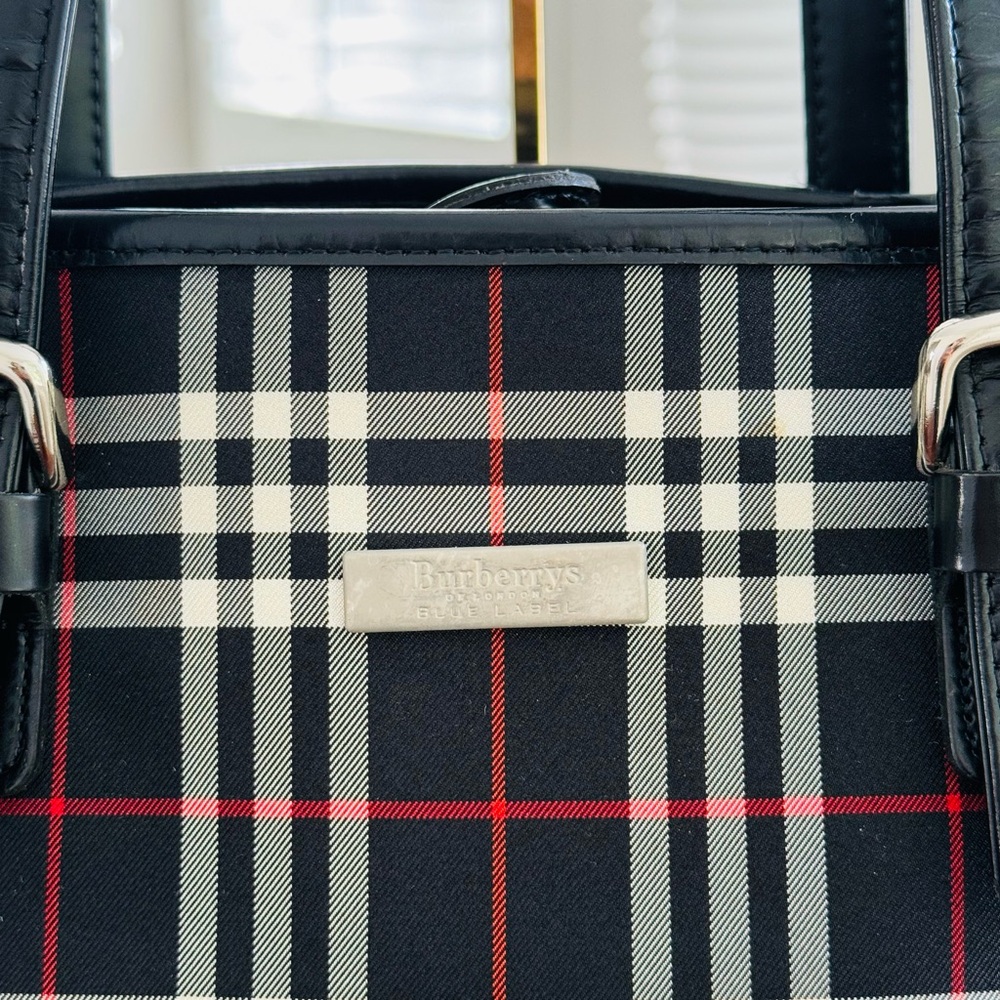 Burberrys Vintage Blue Label Nova Check Bucket/Tote Bag - Picture 10 of 17